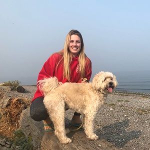 Meet your Posher, Abby